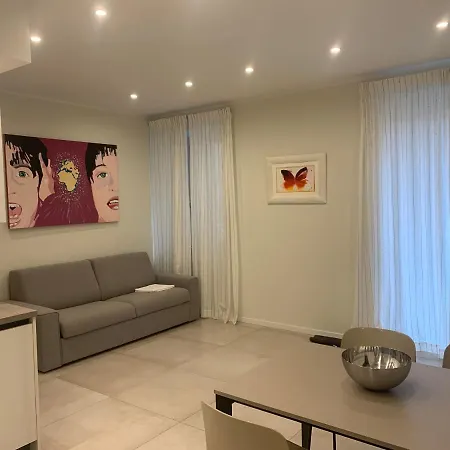 Apartmanhotel Ideale And 4*