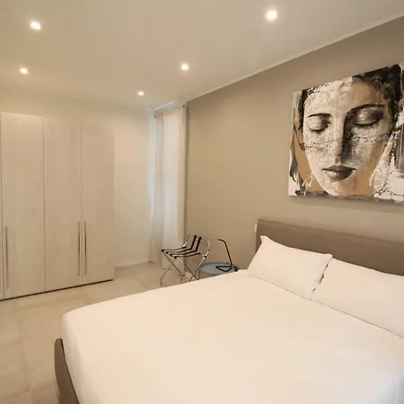 Apartmanhotel Ideale And Alassio