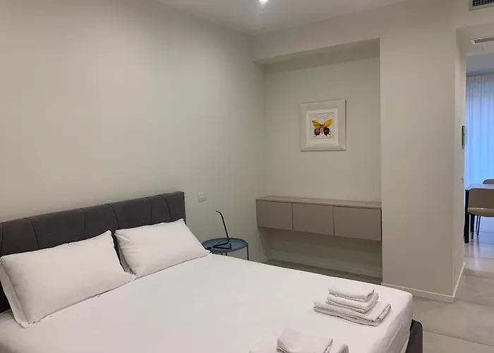 Ideale And Apartmanhotel Alassio