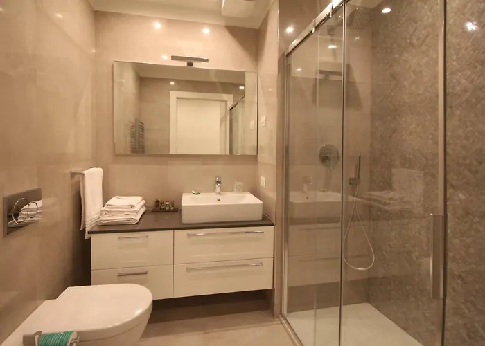 Ideale And Apartmanhotel Alassio